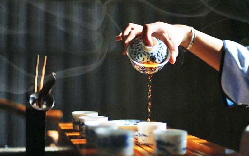 Nghệ thuật pha trà của người Việt Nam